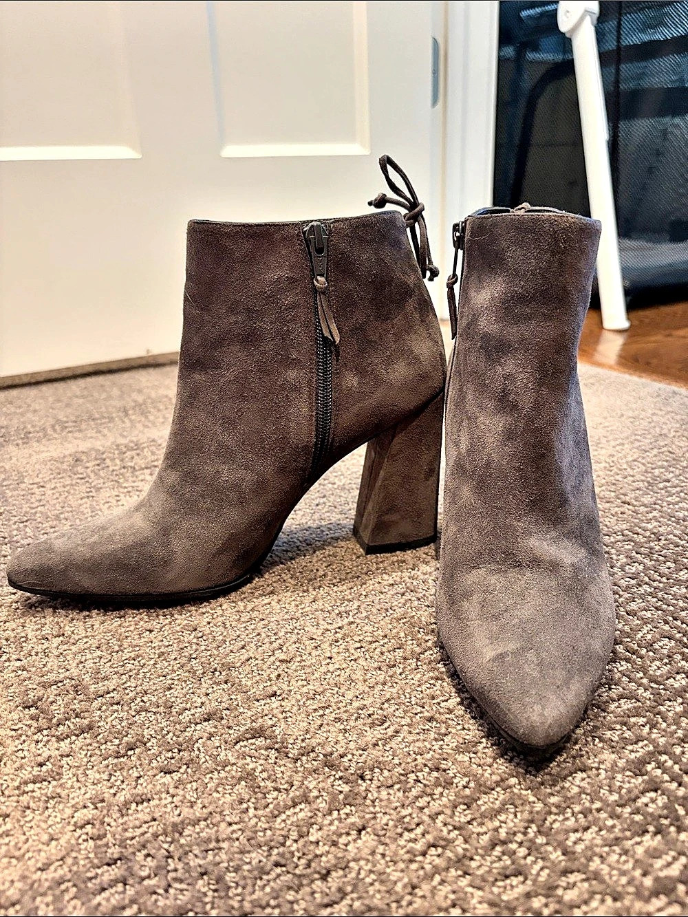 Stuart Weitzman Pointed Toe Block Heel Boots US 8.5